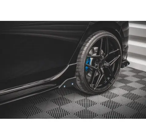 Rajouts Des Bas De Caisse V.2 + Ailerons Volkswagen Golf R Hatchback Mk8