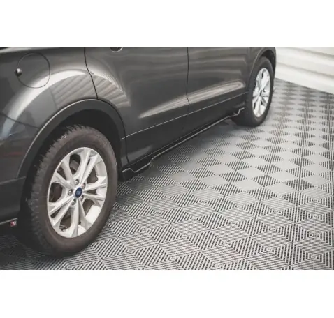 Rajouts Des Bas De Caisse Ford Escape Mk3 Rajouts Des Bas De Caisse Ford Escape Mk3