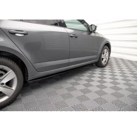 Rajouts Des Bas De Caisse Skoda Octavia Mk3 Facelift