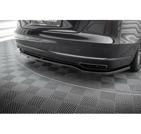 Arriere Splitter (avec une barre verticale) Audi A8 D4 Facelift
