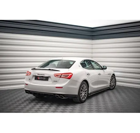 Rajouts Des Bas De Caisse Maserati Ghibli Mk3