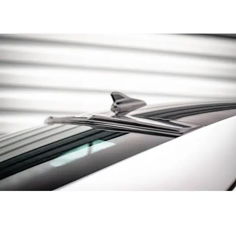 Le prolongement de la lunette arrière Skoda Octavia Liftback Mk4