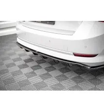 Arriere Splitter (avec une barre verticale) Skoda Octavia Mk4