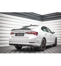Arriere Splitter (avec une barre verticale) Skoda Octavia Mk4