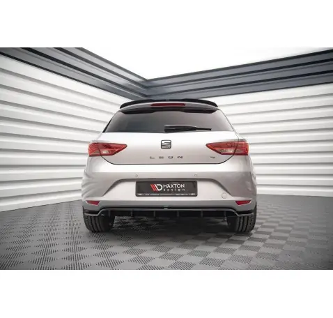 Arriere Splitter (avec une barre verticale) Seat Leon Hatchback Mk3