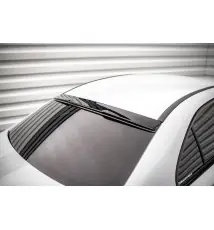 Le prolongement de la lunette arrière Mercedes A AMG-Line / A35 Sedan V177