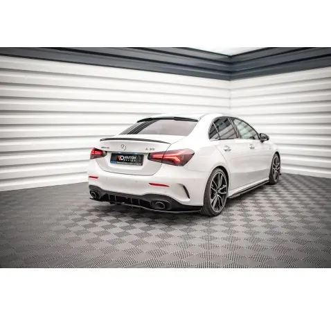 Arriere Splitter (avec une barre verticale) V.1 Mercedes A 35 AMG Sedan V177
