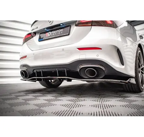 Arriere Splitter (avec une barre verticale) V.2 Mercedes A 35 AMG Sedan V177