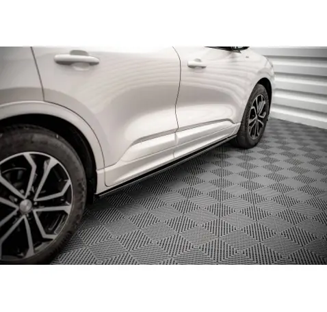 Rajouts Des Bas De Caisse Ford Kuga ST-Line Mk3