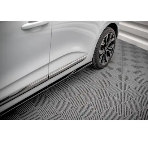 Rajouts Des Bas De Caisse Renault Clio Mk5