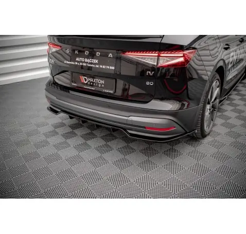 Arriere Splitter (avec une barre verticale) Skoda Enyaq iV