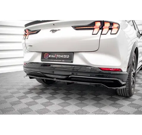 Arriere Splitter (avec une barre verticale) Ford Mustang Mach-E Mk1