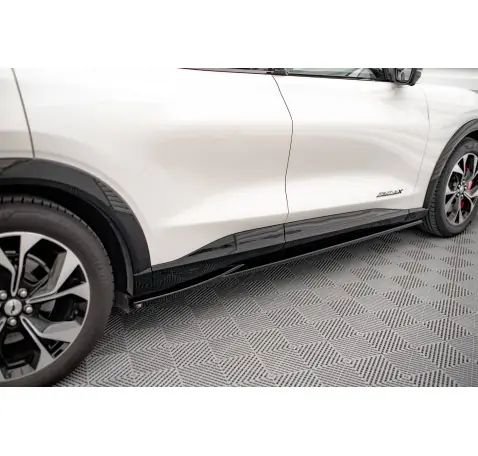 Rajouts Des Bas De Caisse Ford Mustang Mach-E Mk1