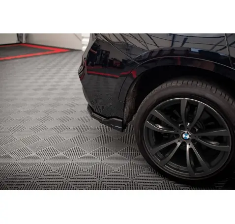 Arriere Splitter (avec une barre verticale) BMW X6 M-Pack F16