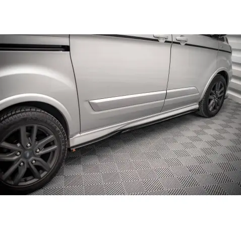 Rajouts Des Bas De Caisse Ford Transit Custom ST-Line Mk1 Facelift
