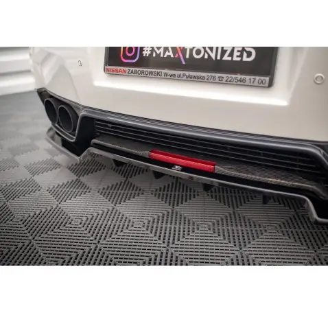 Arriere Splitter + Flaps Nissan GTR R35 Facelift