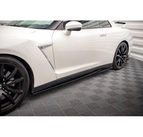 Rajouts Des Bas De Caisse Nissan GTR R35 Facelift
