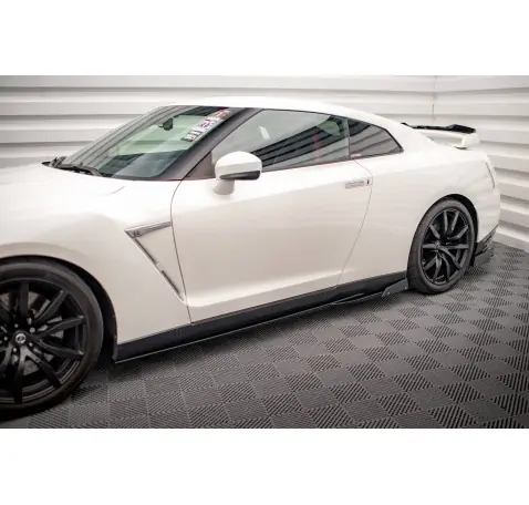 Rajouts Des Bas De Caisse + Ailerons Nissan GTR R35 Facelift