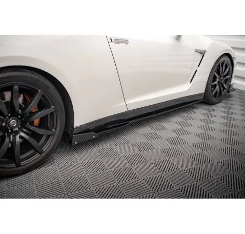 Rajouts Des Bas De Caisse + Ailerons Nissan GTR R35 Facelift
