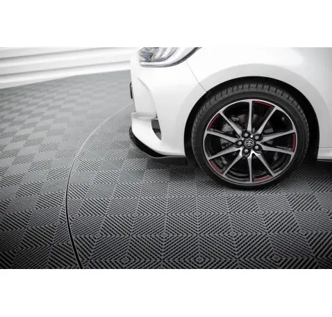 Lame Du Pare-Chocs Avant V.3 Toyota Yaris Mk4