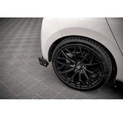 Arriere Splitter V.1 + Flaps Toyota Yaris Mk4