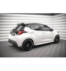 Rajouts Des Bas De Caisse V.1 + Ailerons Toyota Yaris Mk4