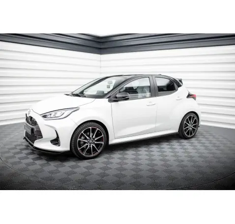 Rajouts Des Bas De Caisse V.2 Toyota Yaris Mk4