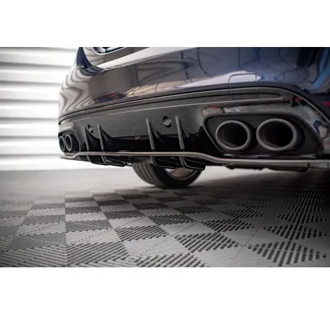 Arriere Splitter (avec une barre verticale) Mercedes-AMG C 43 Sedan W205 Facelift