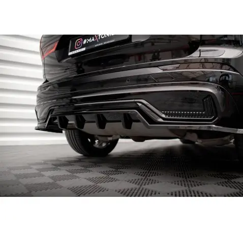 Arriere Splitter (avec une barre verticale) Volvo XC60 R-Design Mk2 Facelift