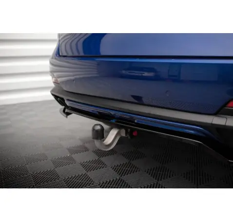 Arriere Splitter (avec une barre verticale) Maserati Levante GTS Mk1