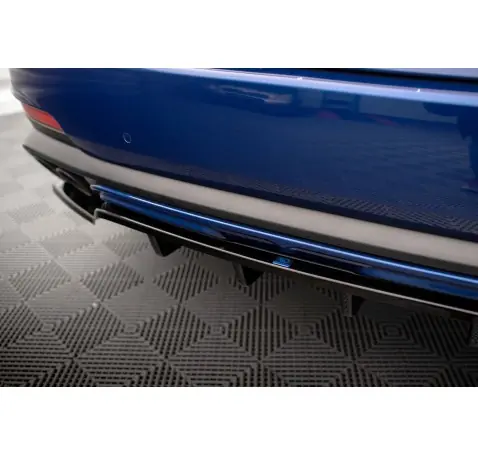 Arriere Splitter (avec une barre verticale) Maserati Levante GTS Mk1