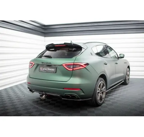 Arriere Splitter (avec une barre verticale) Maserati Levante Mk1