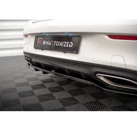 Arriere Splitter (avec une barre verticale) Mercedes-Benz C Coupe AMG-Line C205 Facelift