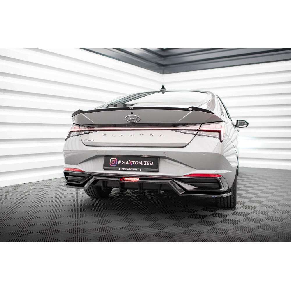 Arriere Splitter (avec une barre verticale) Hyundai Elantra Mk7
