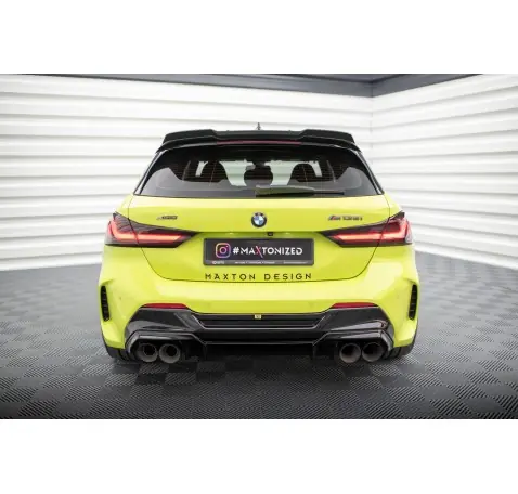 Rajout Du Pare-Chocs Arriere V.2 + échappement Milltek Sport BMW 1 F40 M135i