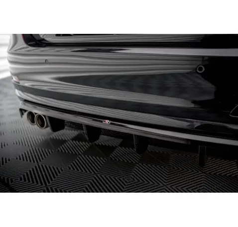 Arriere Splitter (avec une barre verticale) BMW 4 Gran Coupe F36