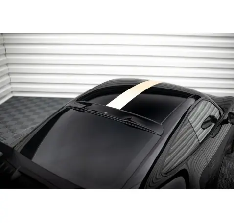 Le prolongement de la lunette arrière Porsche 911 992 GT3