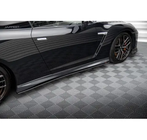 Street Pro Rajouts Des Bas De Caisse Nissan GTR R35 Facelift