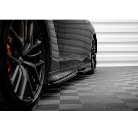 Rajouts Des Bas De Caisse Nissan GTR R35 Facelift