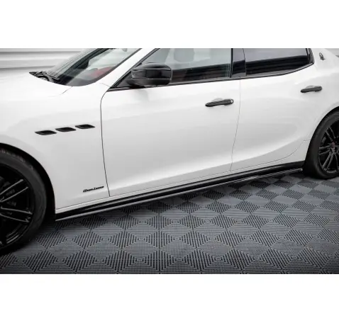 Rajouts Des Bas De Caisse Maserati Ghibli Mk3 Facelift